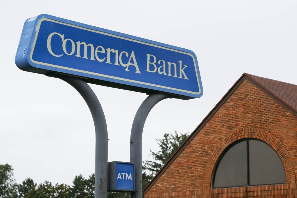 comerica bank near me